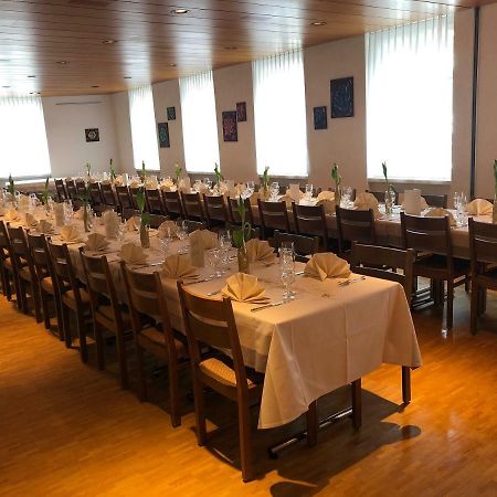 Hotel & Restaurant Stadthof Glarus Zewnętrze zdjęcie