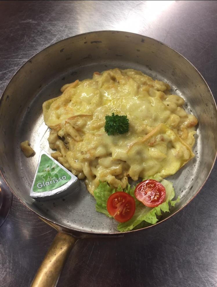 Hotel & Restaurant Stadthof Glarus Zewnętrze zdjęcie