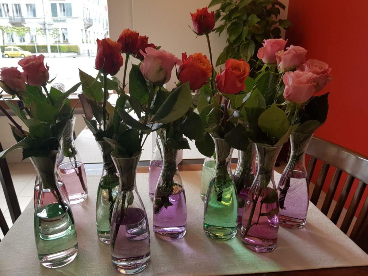 Hotel & Restaurant Stadthof Glarus Zewnętrze zdjęcie