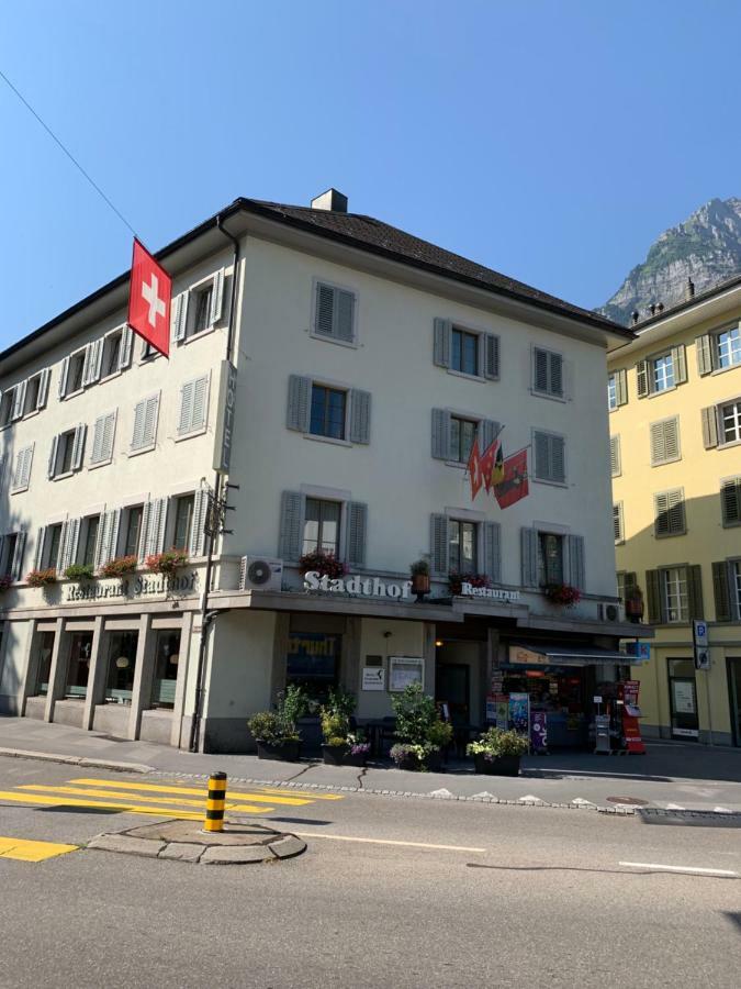 Hotel & Restaurant Stadthof Glarus Zewnętrze zdjęcie